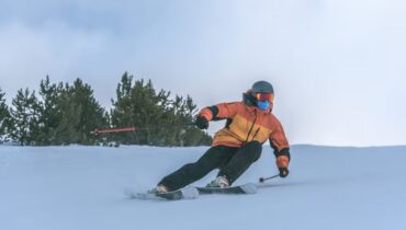 What Are Winter Sports in High School